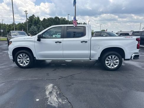 Certified 2023 Chevrolet Silverado 1500 Custom AWD/4WD image 5