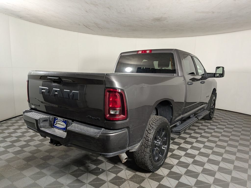 Used 2025 RAM 2500 Big Horn AWD/4WD image 8