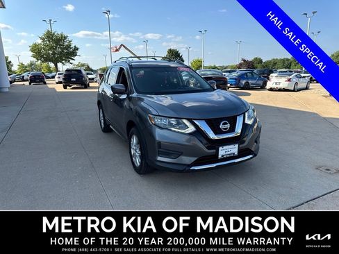 Used 2017 Nissan Rogue SV AWD/4WD image 7