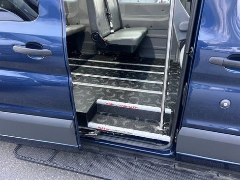 Used 2018 Ford Transit 250 148 Medium Roof image 5