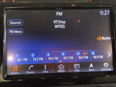 Used 2017 Nissan Maxima Platinum image 25