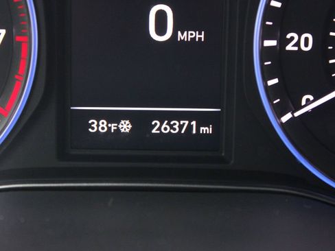 Used 2020 Hyundai Kona Limited image 13