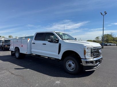 New 2027 Ford F350 XL w/ XL Chrome Package