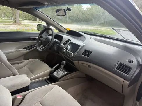 Used 2011 Honda Civic LX image 7