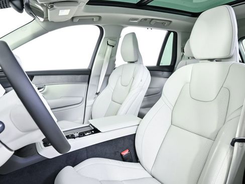 New 2026 Volvo XC90 B6 Ultra w/ Protection Package AWD/4WD image 5