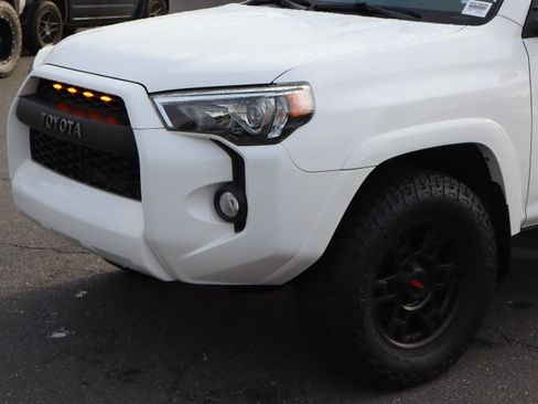 Used 2019 Toyota 4Runner SR5 Premium AWD/4WD image 6