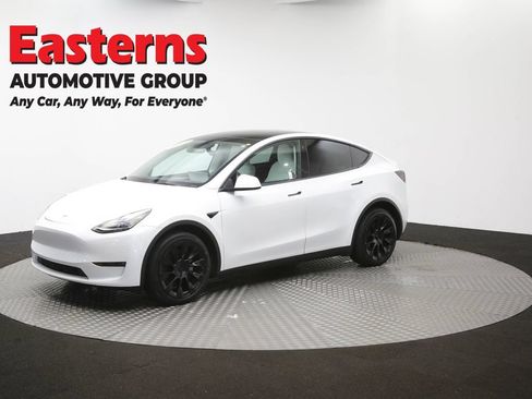 Used 2022 Tesla Model Y Long Range AWD/4WD image 52