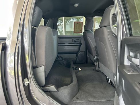 Used 2025 RAM 3500 Tradesman AWD/4WD image 31