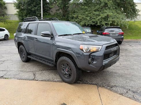 Used 2024 Toyota 4Runner TRD Pro AWD/4WD image 3