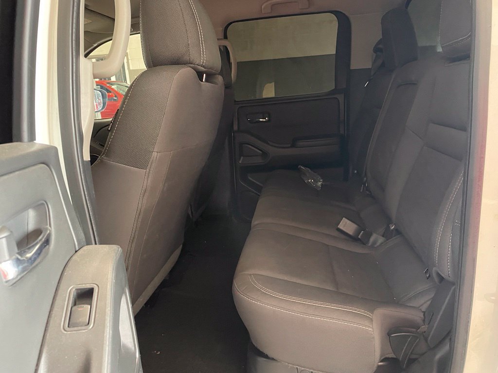Certified 2023 Nissan Frontier SV RWD image 16