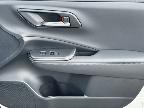 Used 2023 Toyota Crown XLE image 24