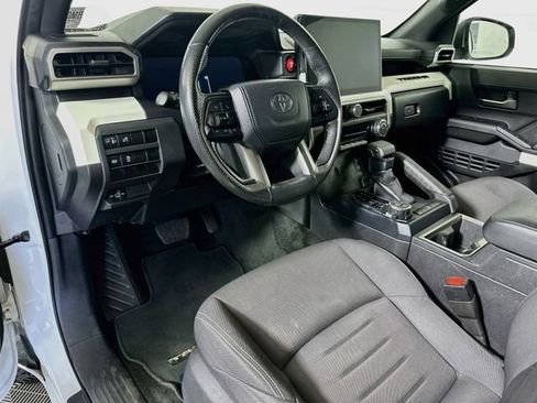 Used 2024 Toyota Tacoma TRD Off-Road AWD/4WD image 10