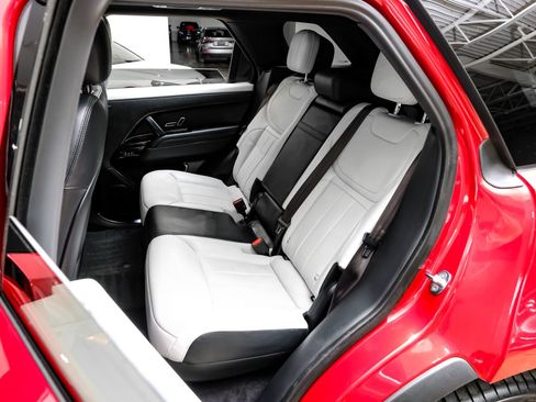 Used 2023 Land Rover Range Rover Sport SE Dynamic image 37