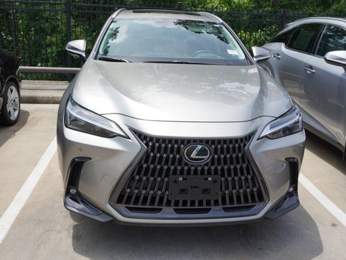 Used 2024 Lexus NX 350 AWD image 3