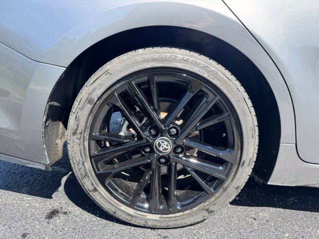 Used 2025 Toyota Camry SE FWD image 10