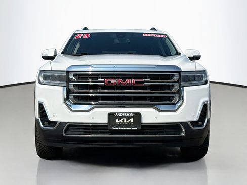 Used 2023 GMC Acadia SLT FWD image 17
