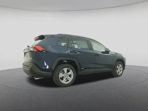 New 2025 Toyota RAV4 XLE image 25