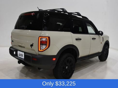 Used 2025 Ford Bronco Sport Badlands image 4