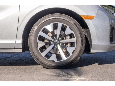 Used 2025 Honda Odyssey EX-L image 9