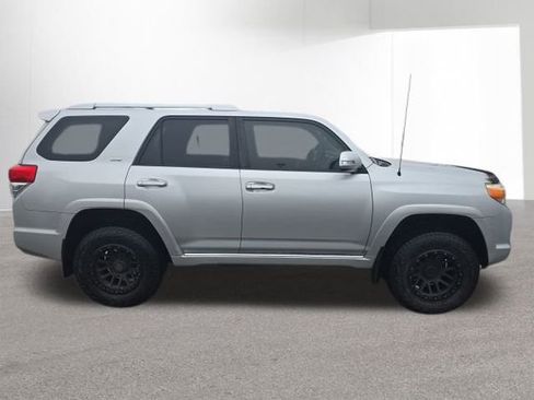 Used 2012 Toyota 4Runner SR5 image 2