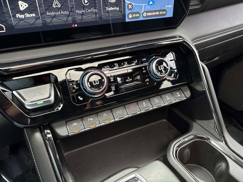 Certified 2024 GMC Sierra 1500 AT4X image 25