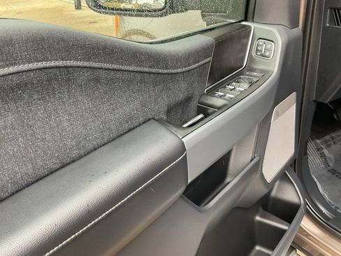 Used 2022 Ford F150 Lariat w/ Max Trailer Tow Package image 8