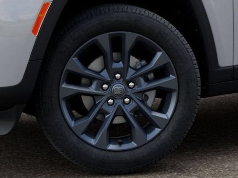 New 2026 Jeep Grand Cherokee L Limited AWD/4WD image 4