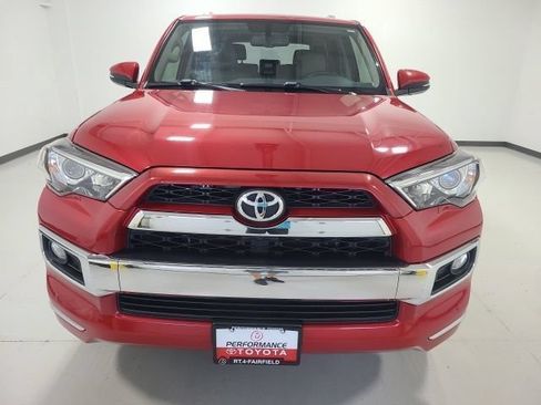 Used 2019 Toyota 4Runner Limited AWD/4WD image 2