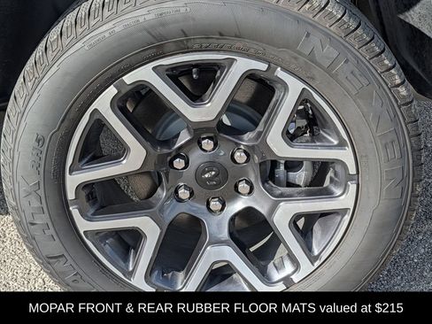 Used 2025 RAM 1500 Laramie w/ Laramie Southwest Edition AWD/4WD image 10