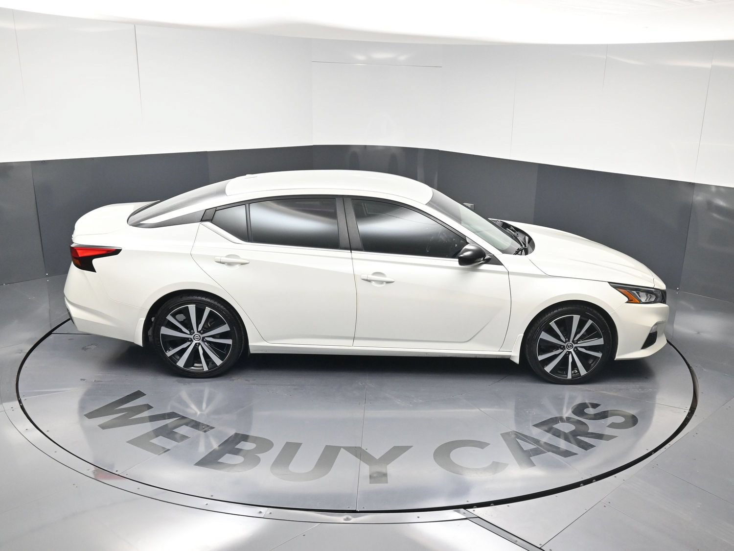 Used 2020 Nissan Altima 2.5 SR FWD image 33