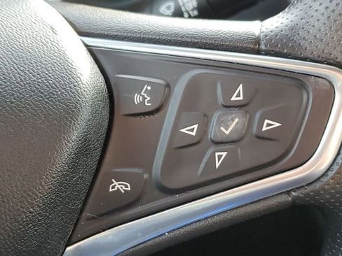 Used 2021 Chevrolet Equinox LT w/ LPO, Blackout Package image 14