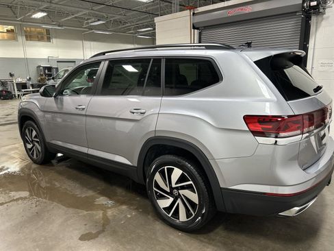 New 2025 Volkswagen Atlas SE image 5