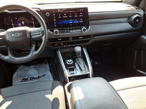 Used 2023 Chevrolet Colorado Trail Boss w/ Advanced Trailering Package AWD/4WD image 10