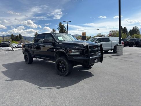 Used 2014 RAM 3500 Laramie w/ Black Appearance Group AWD/4WD image 3