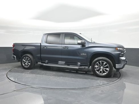 Used 2020 Chevrolet Silverado 1500 LT w/ Texas Edition RWD image 11