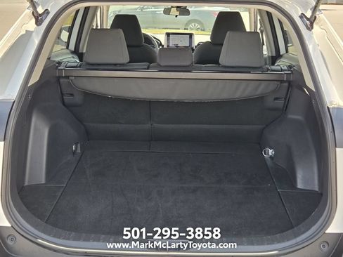 Used 2025 Toyota RAV4 XLE AWD/4WD image 13