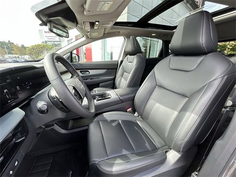 Certified 2025 Nissan Murano SL image 15