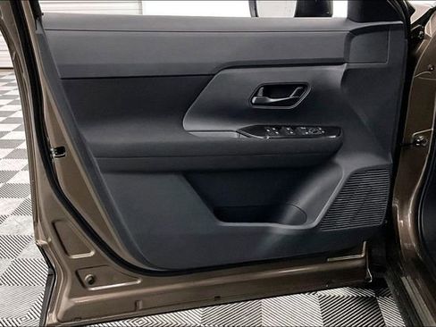 New 2026 Nissan Kicks S image 31