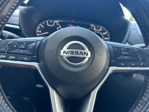 Certified 2022 Nissan Altima 2.5 SR FWD image 27