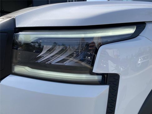 New 2026 Nissan Frontier PRO-4X w/ Pro-4x Convenience Package image 10