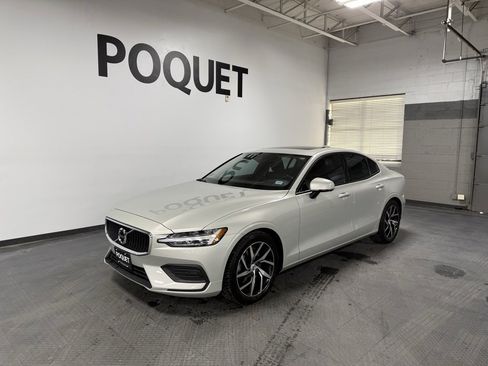 Used 2020 Volvo S60 T5 Momentum w/ Protection Package Premier image 2