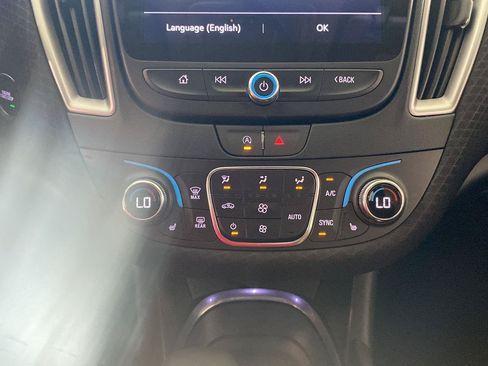 Certified 2025 Chevrolet Malibu LT FWD image 21
