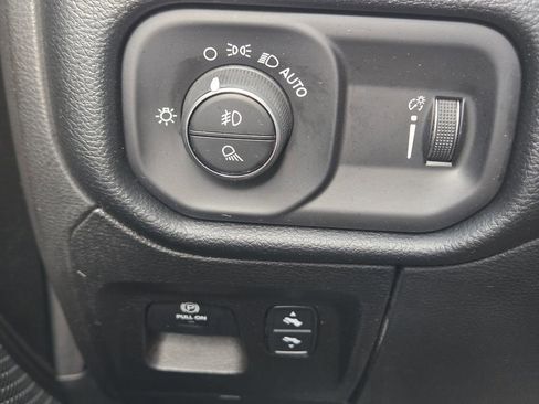 Used 2021 RAM 1500 Lone Star image 29