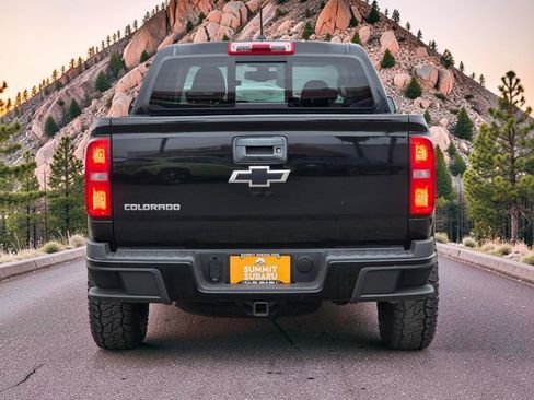 Used 2016 Chevrolet Colorado Z71 w/ Z71 Midnight Edition RWD image 6
