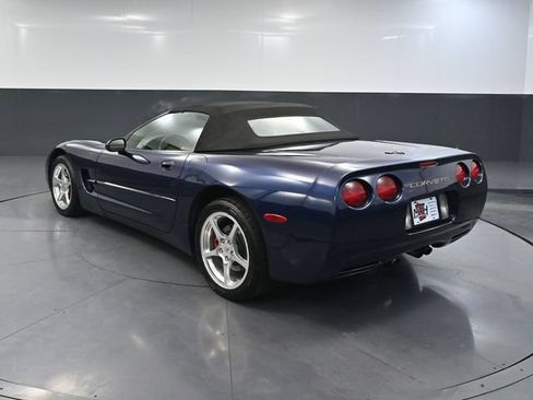 Used 2001 Chevrolet Corvette Convertible RWD image 8