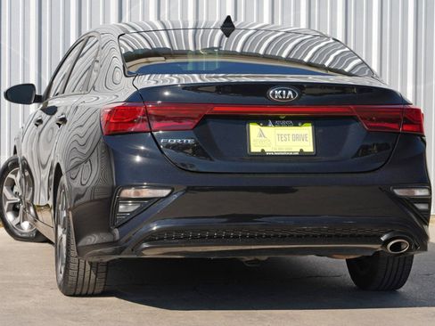 Used 2019 Kia Forte LXS image 5