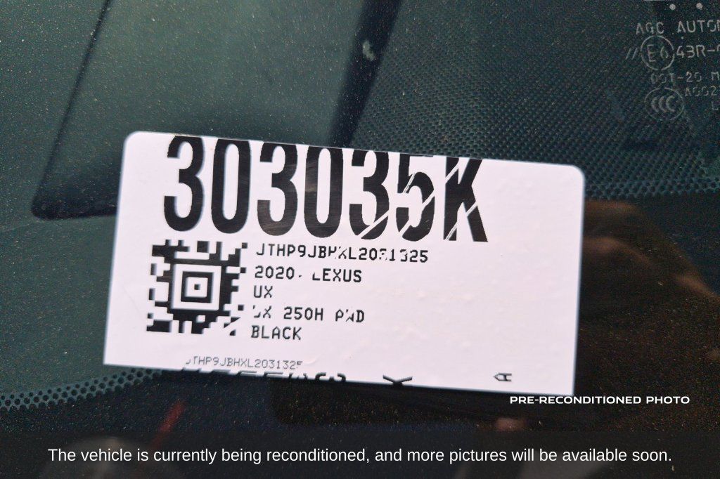 Used 2020 Lexus UX 250h w/ Premium Package AWD/4WD image 19