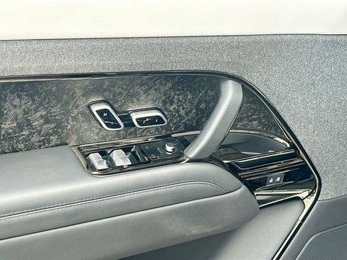 Used 2023 Land Rover Range Rover Sport SE Dynamic image 18