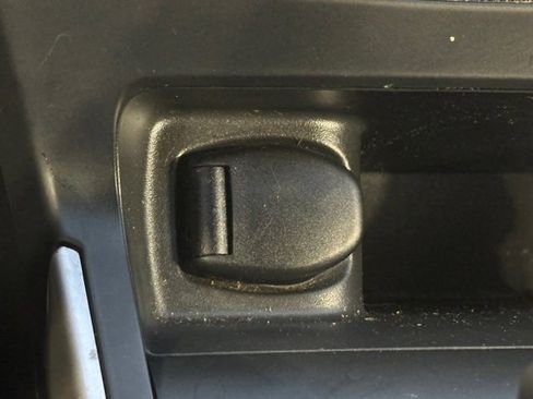 Used 2019 Nissan Sentra SV w/ Protection Package image 37