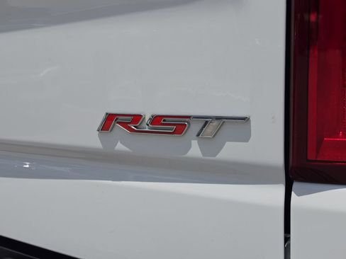 Used 2024 Chevrolet Silverado 1500 RST AWD/4WD image 10